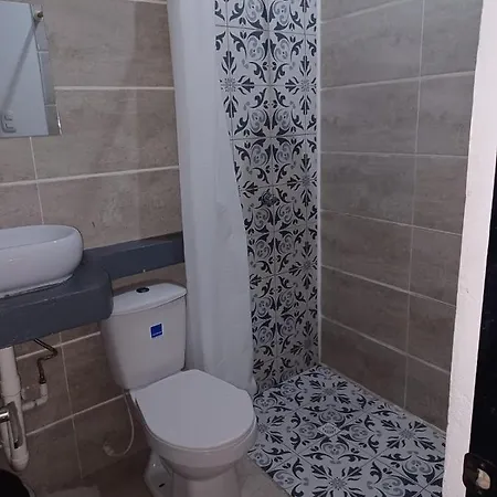 M&h Pensión *